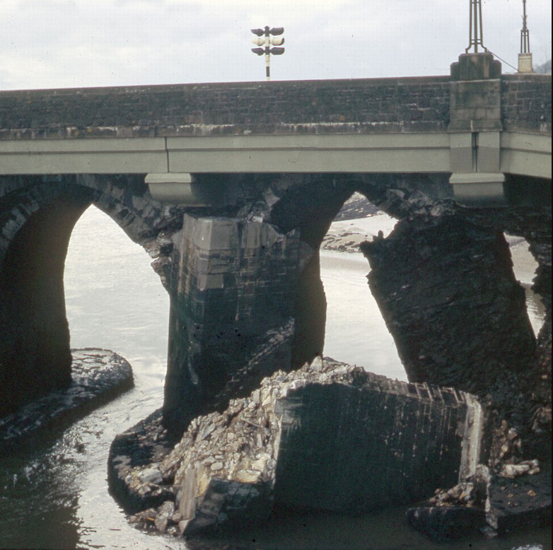 Collapsed Bideford Long Bridge