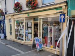 gp_children_s_hospice_south_west_shop___bideford_1_qrLTA
