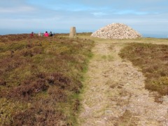 gp_holdstone_down_3